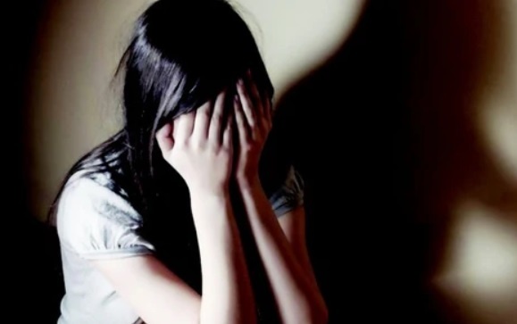 Tam dinh chi Vien truong VKSND thi xa Trang Bang bi to sam so hinh anh