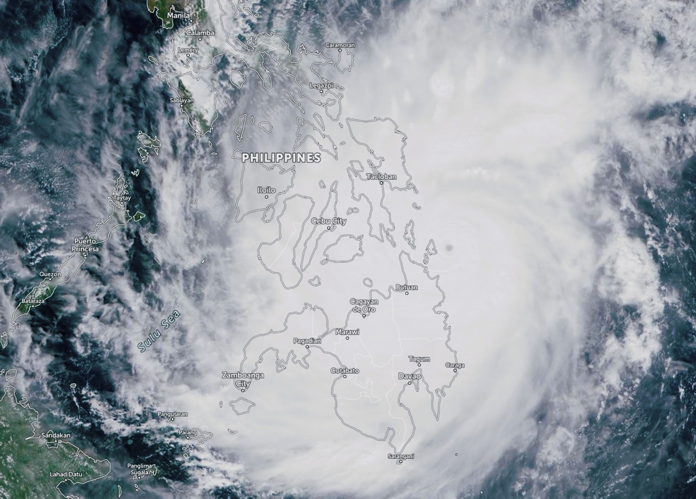 Sieu bao cap 16 huong vao Bien Dong hinh anh