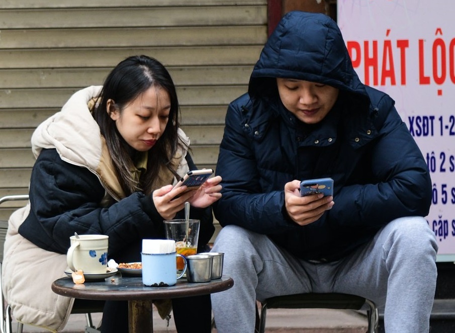 Don gio mua Dong Bac, Ha Noi ret 14 do C hinh anh