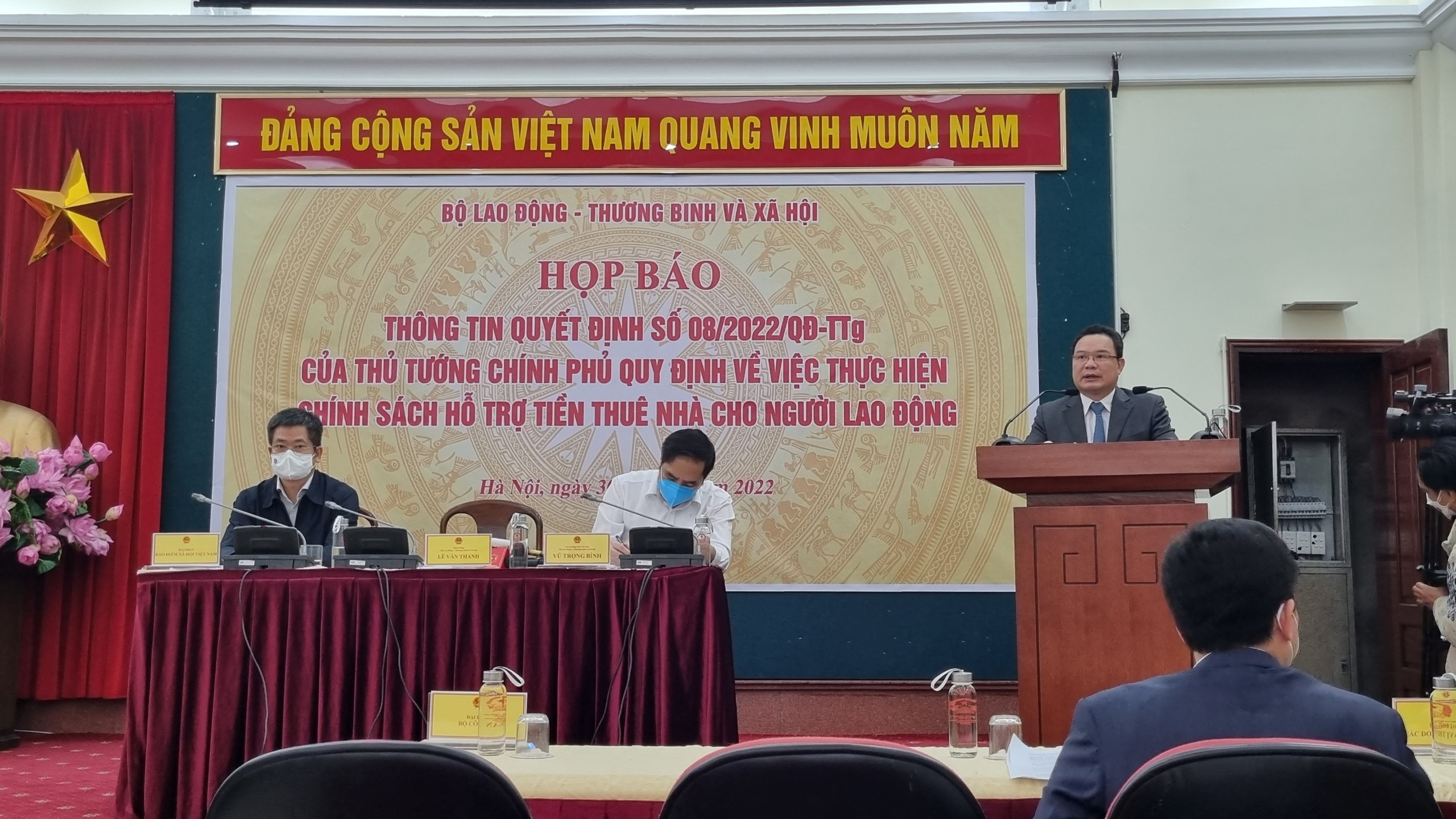 ho tro tien thue tro cho lao dong anh 1