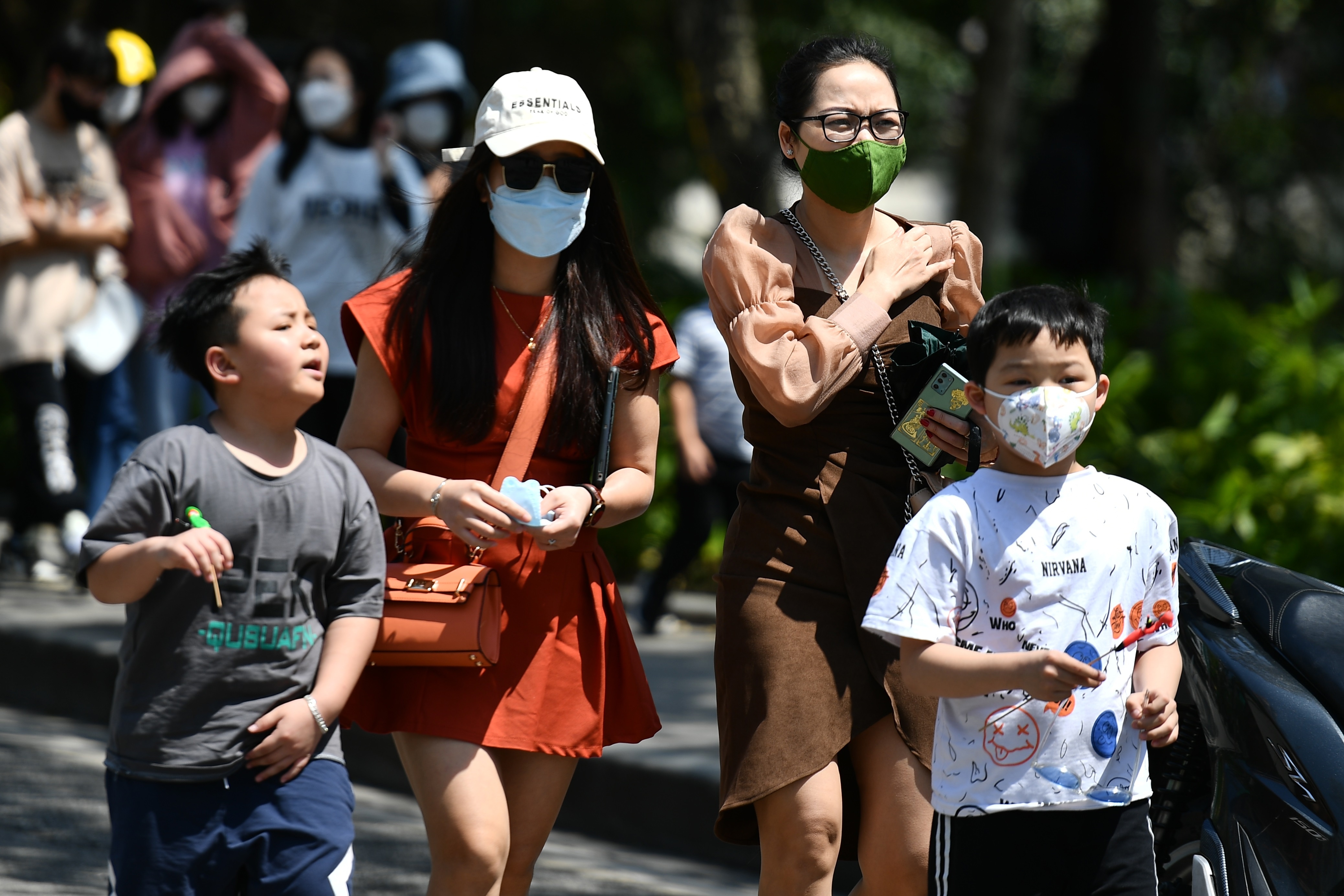 Ha Noi nong 31 do C anh 1