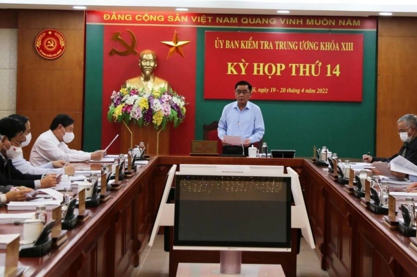 Khien trach Pho tong Thanh tra Chinh phu va nguyen Thu truong Xay dung hinh anh