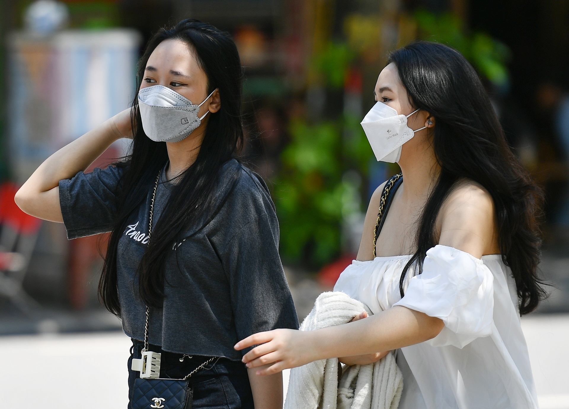 Mien Bac sap hung chiu dot nong dai nhat tu dau nam hinh anh