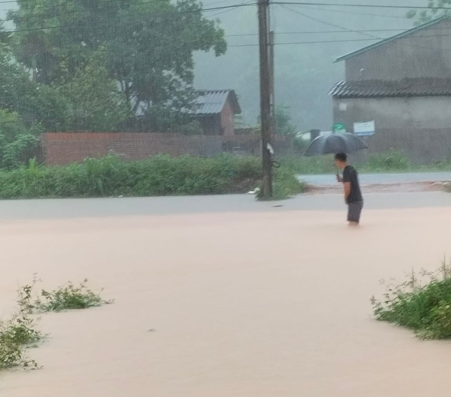 mua lon gay ngap lut o mien Bac anh 7