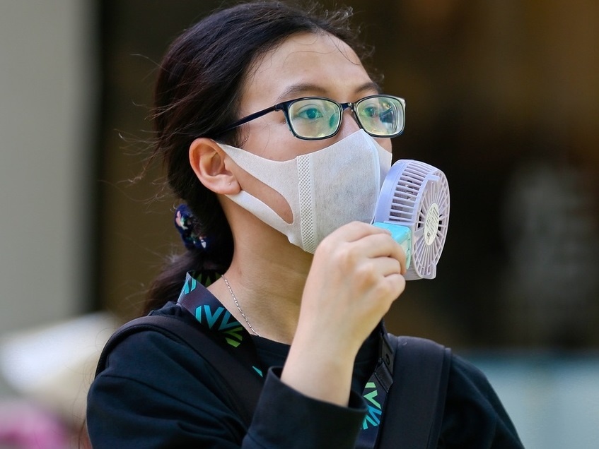 Ha Noi 38 do C, nong nhat tu dau nam hinh anh