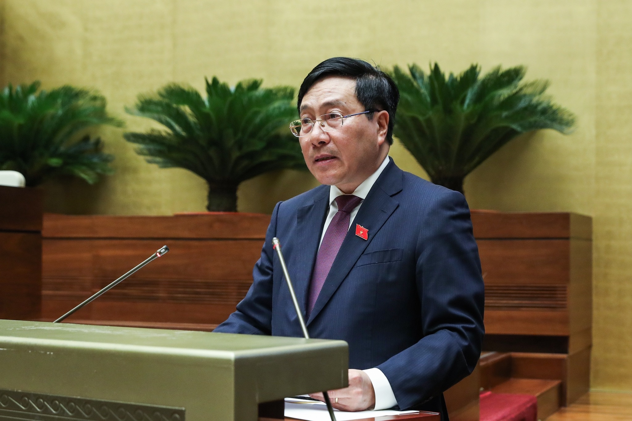 giai ngan goi phuc hoi kinh te xa hoi anh 1