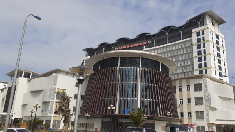 BVDK Lang Son thu chenh lech gia xet nghiem Covid-19 gan 30 ty hinh anh