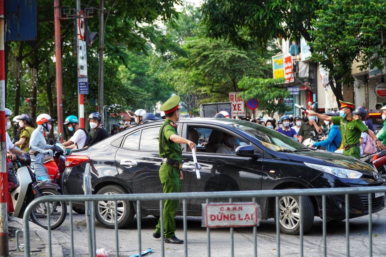 sut lun nen duong doc song To Lich anh 3