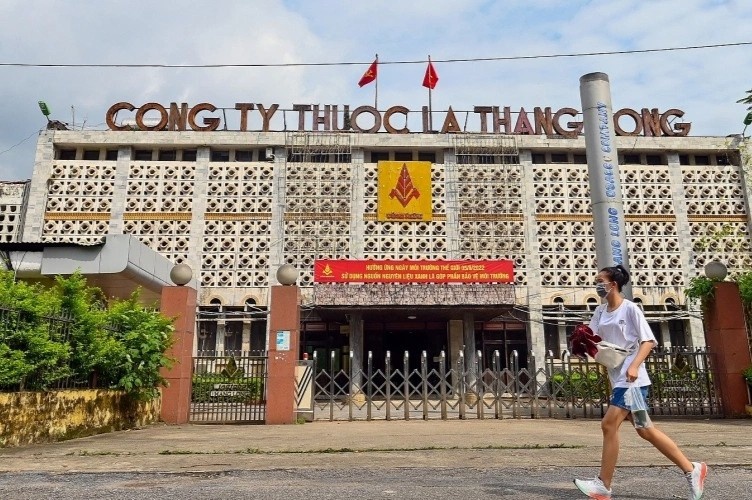 Hang loat nha may tren 'dat vang' o Ha Noi phai di doi hinh anh