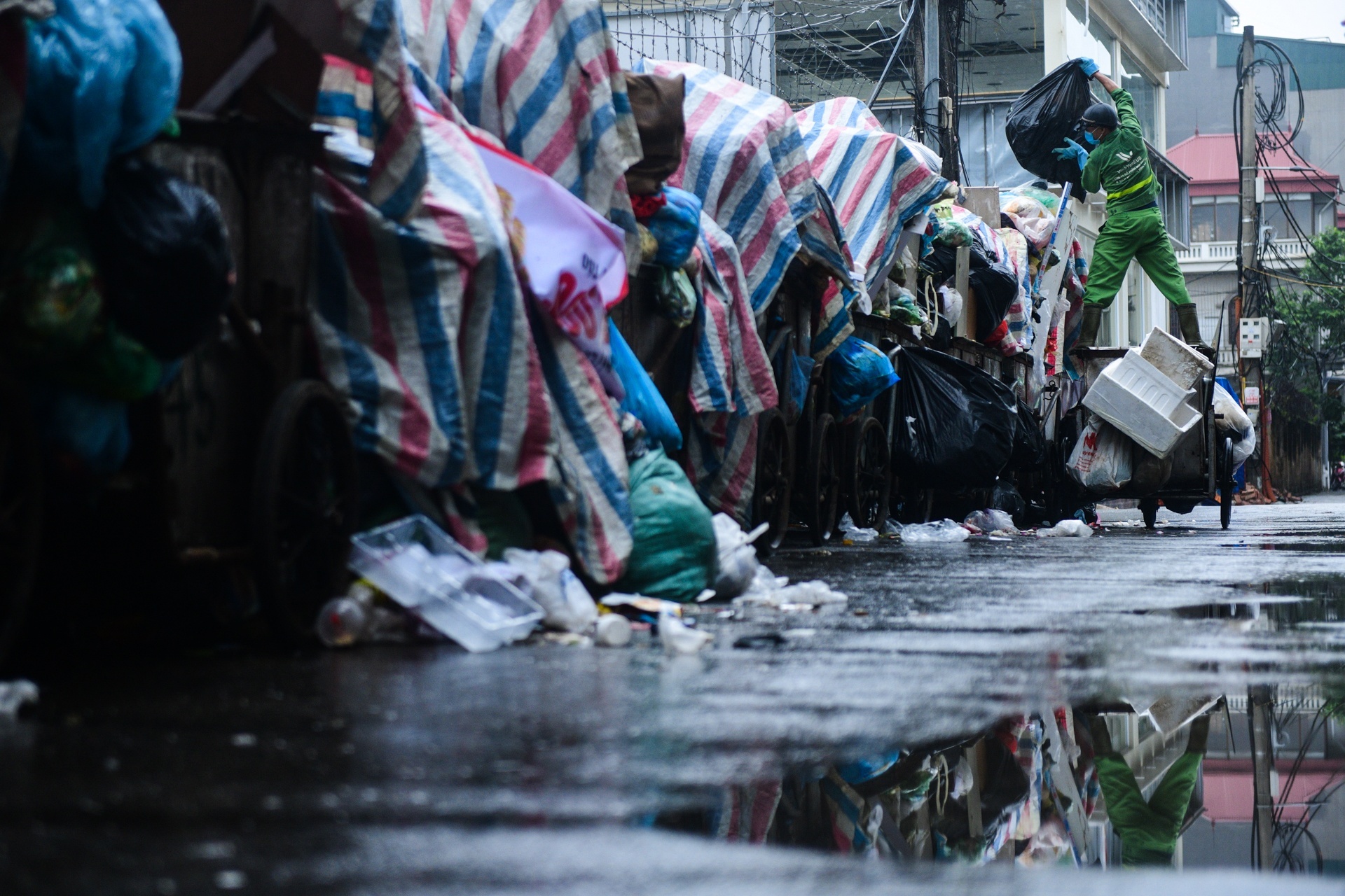 Ha Noi dung du an nha may rac cham 7 nam hinh anh