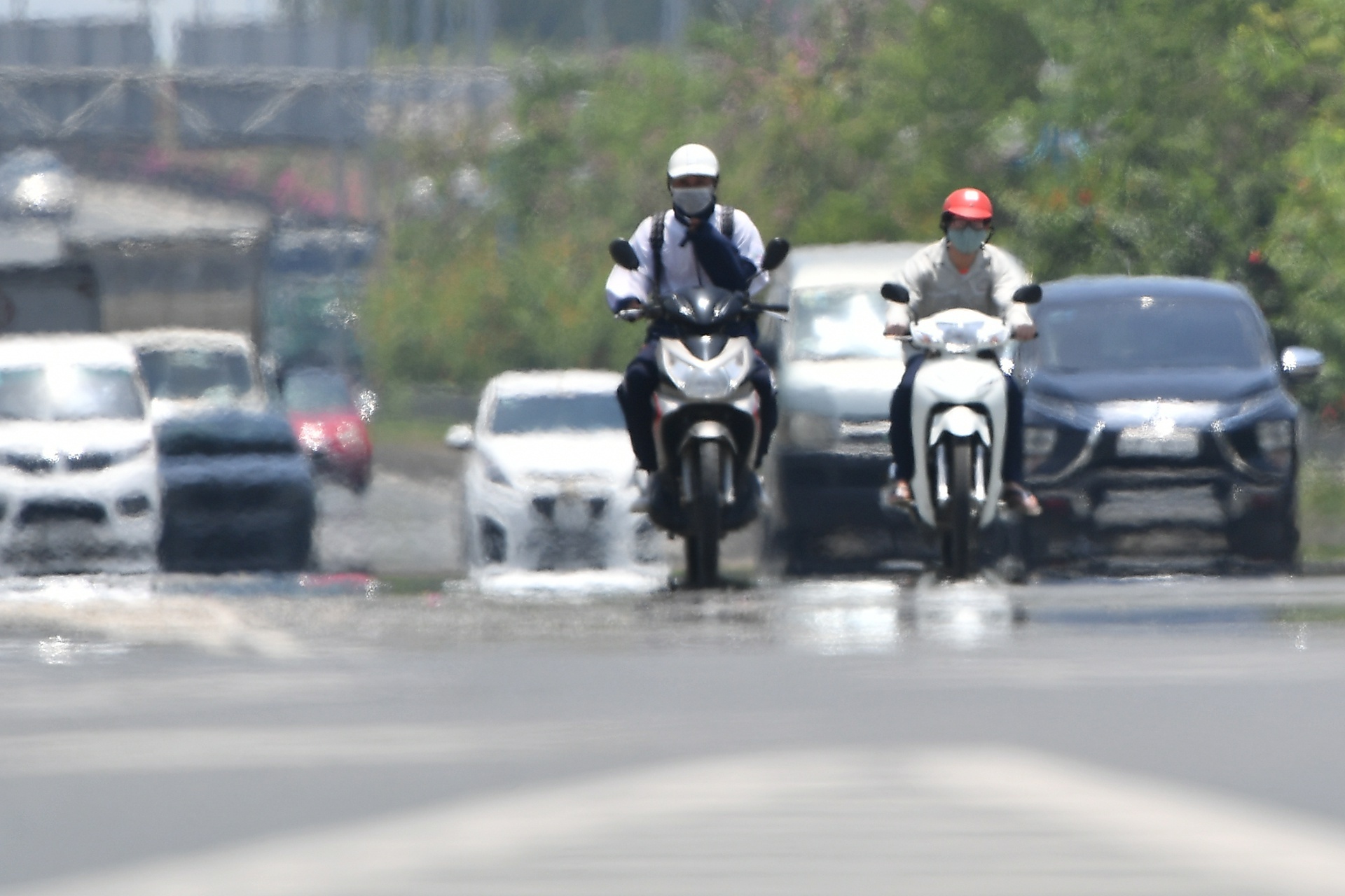 Ha Noi hung chiu dot nang nong cao diem hinh anh