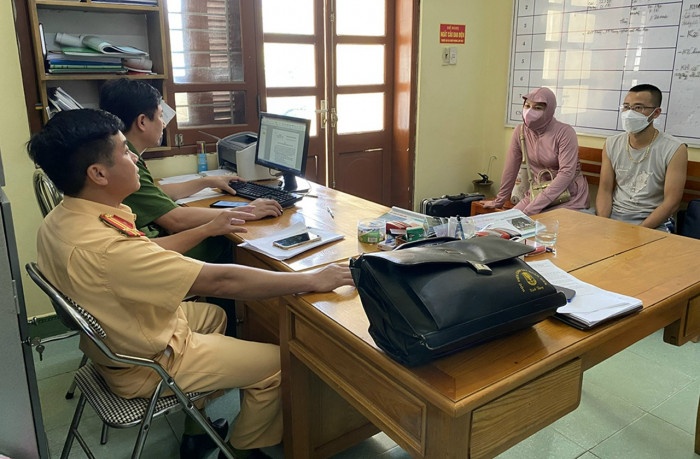 Hy huu chuyen bi kien vi… cuu nan nhan tai nan giao thong anh 1