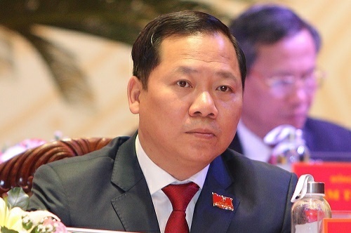 Ong Nguyen Phi Long lam Bi thu Tinh uy Hoa Binh hinh anh