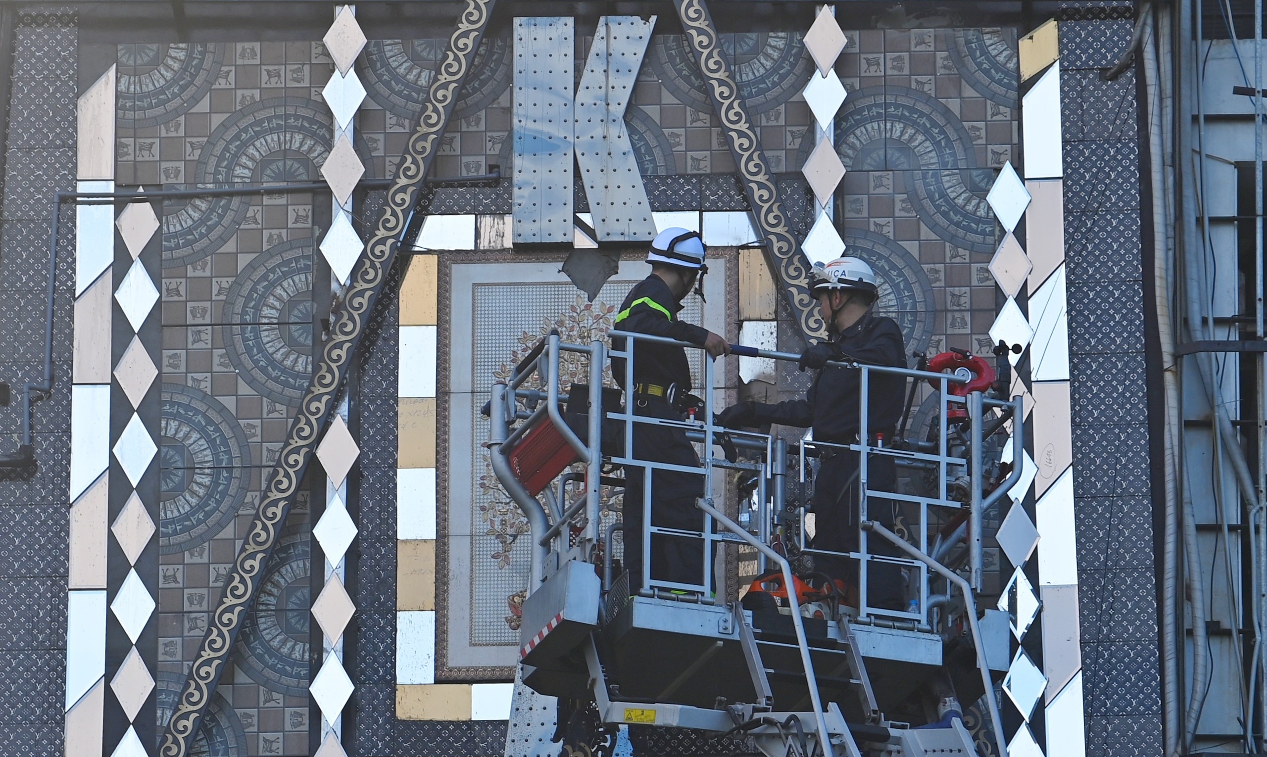 Hien truong vu chay quan karaoke khien 3 canh sat hy sinh hinh anh