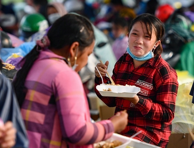 Hon 1,6 trieu lao dong nhan duoc tien ho tro thue nha hinh anh