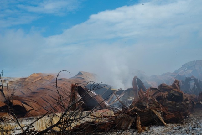 chay kho hoa chat anh 2