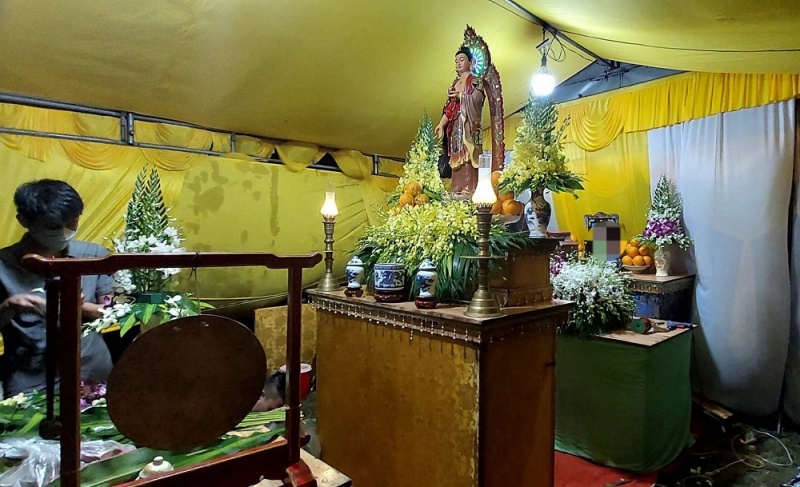 Gui con nho chua tu ky, bang hoang nhan lai hu tro cot cua con hinh anh