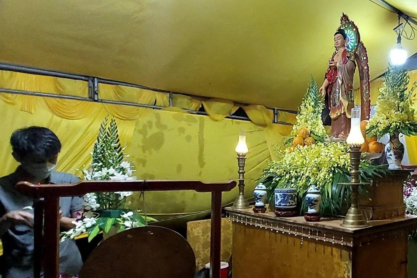 Thong tin chi tiet vu 'gui con chua benh, nhan ve hu tro cot' hinh anh