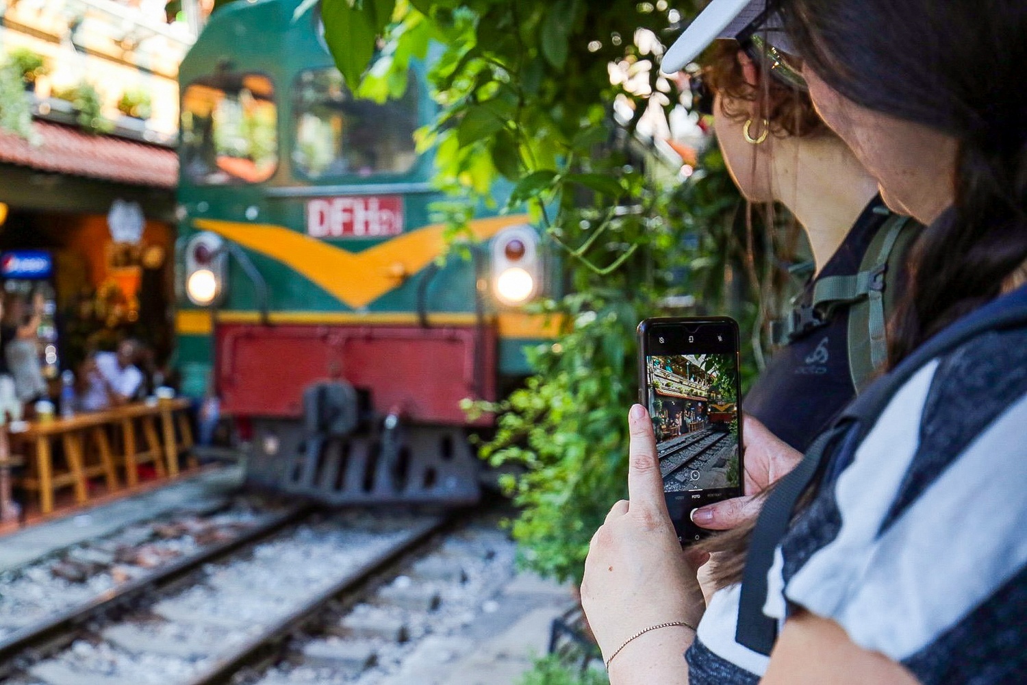 Tuong lai cua pho ca phe duong tau hinh anh