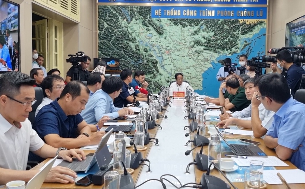 so tan dan truoc bao anh 1