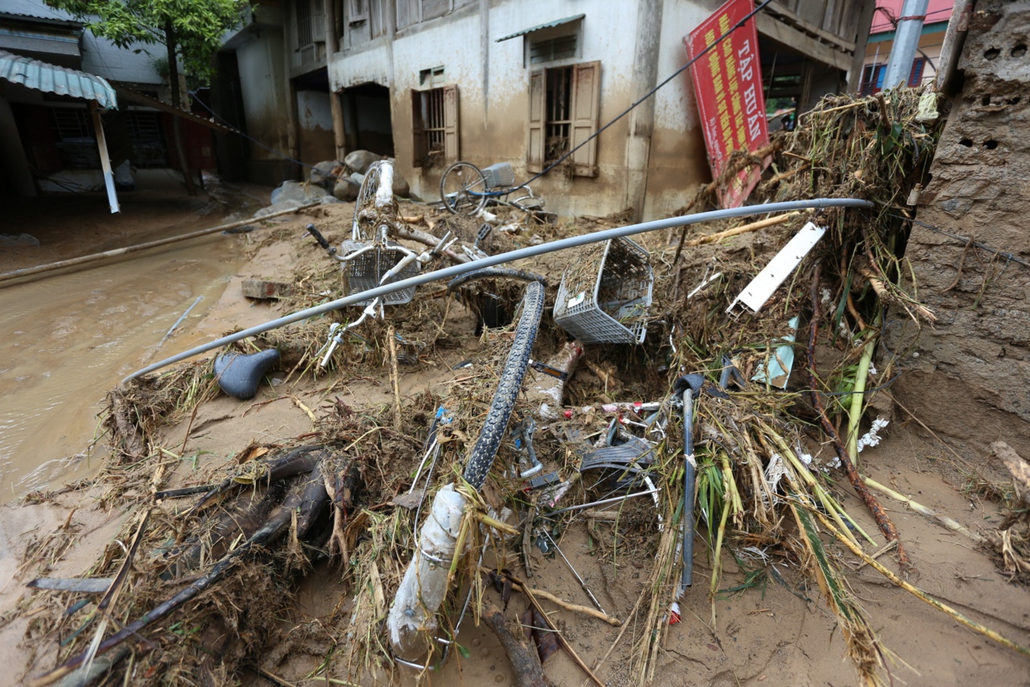 Lu quet o Nghe An anh 12