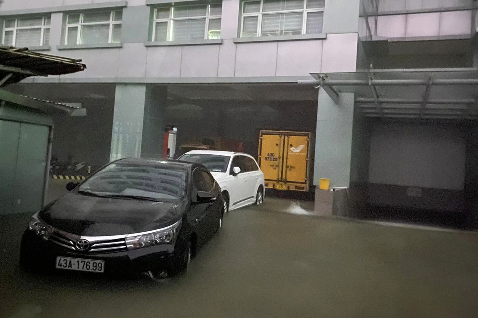 ngap lut Da Nang anh 8