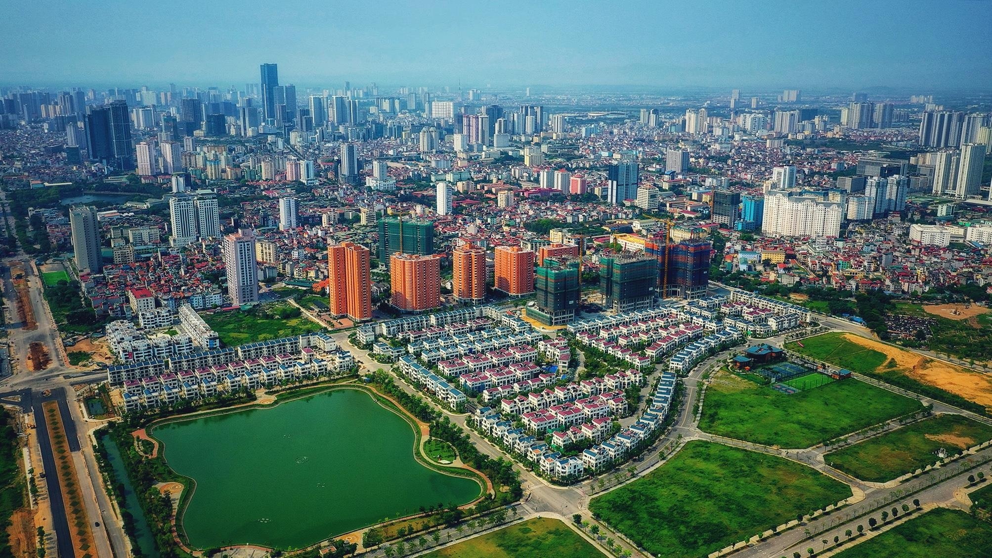 Du kien di doi tru so cac bo nganh ra khu vuc tay Ho Tay va Me Tri hinh anh