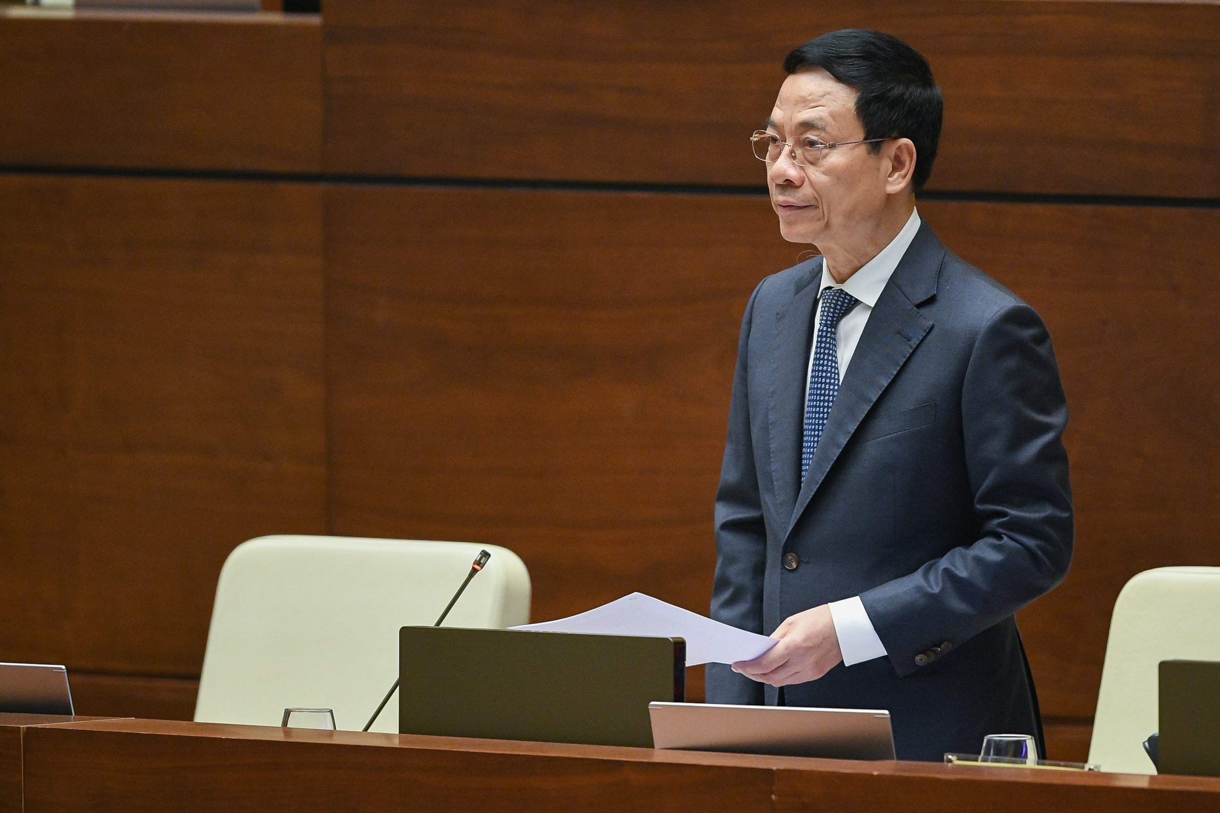 Nguyen Phuong Hang livestream anh 2