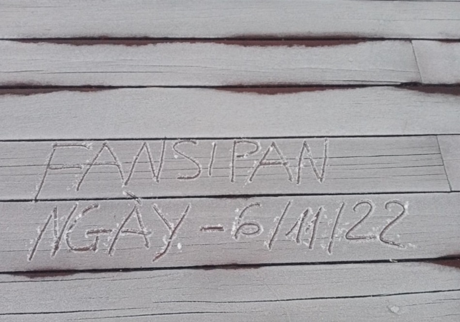 Dinh Fansipan 0 do C, suong muoi xuat hien hinh anh