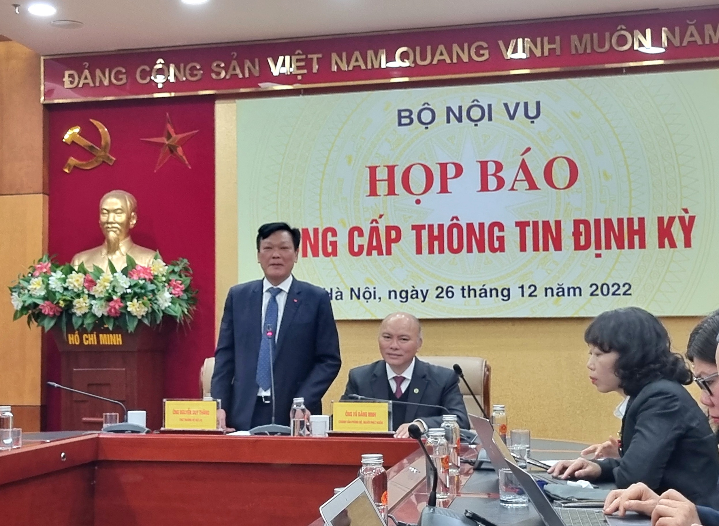 mo hinh thi truong anh 1