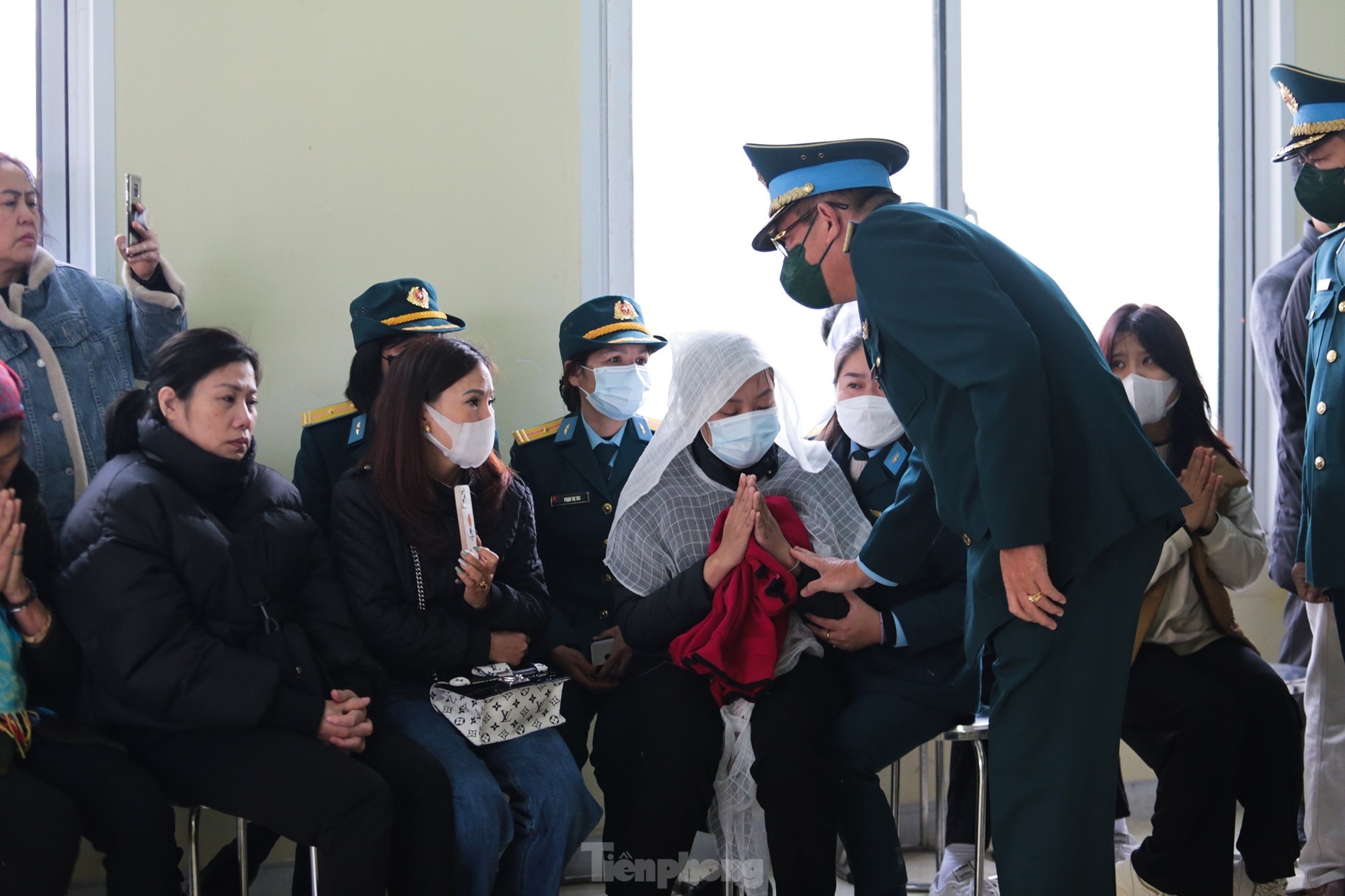 to quoc ghi cong anh 1