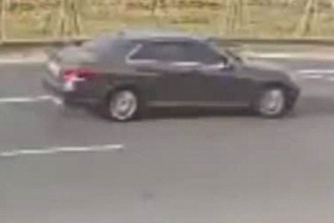 Vu lai Mercedes tong chet nguoi: Than nhan tai xe muon thuong luong hinh anh