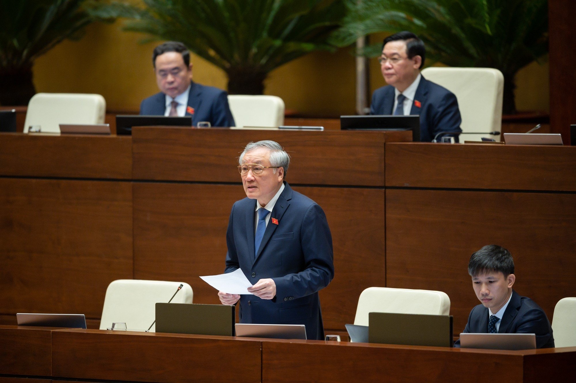 ong Dinh La Thang anh 1