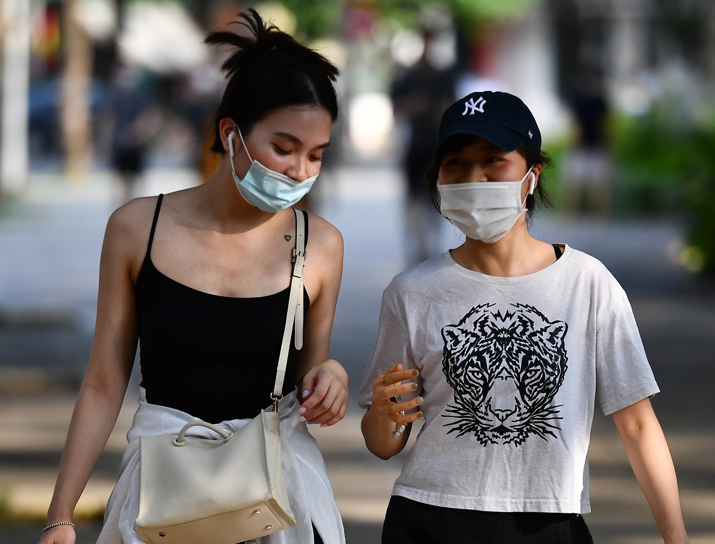 Nang nong sap tro lai mien Bac hinh anh