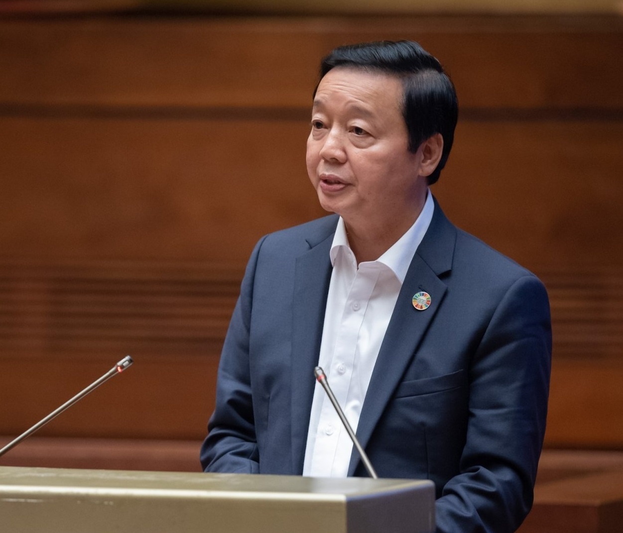 Pho thu tuong: Thu tuc chuyen dat quoc phong sang giao thong rat kho hinh anh