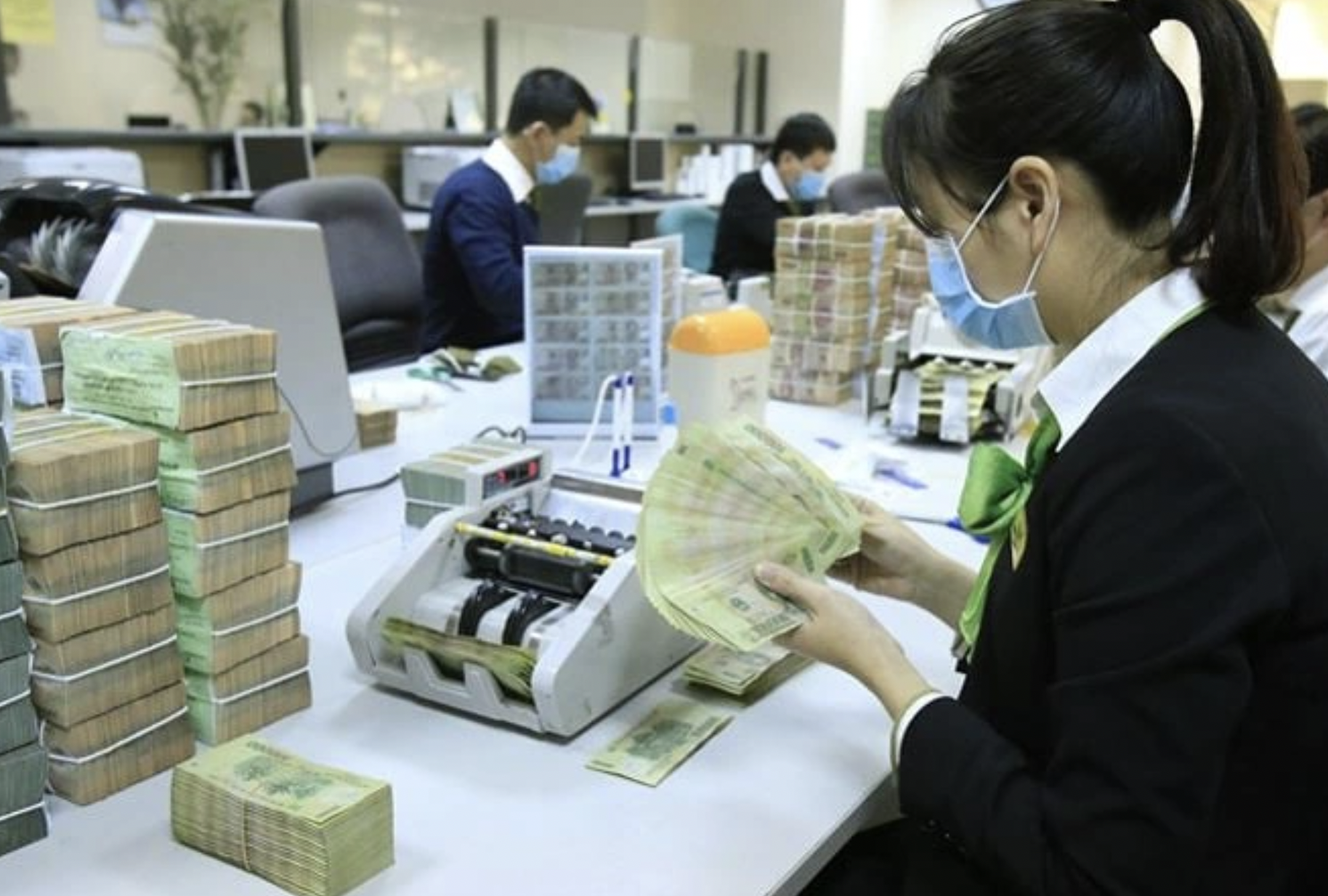 Chinh phu nghien cuu chinh sach tien luong moi, ap dung sau nam 2023 hinh anh