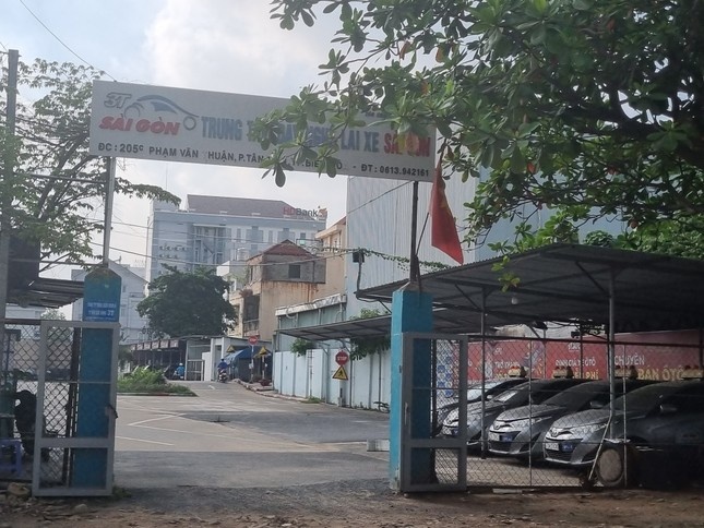 Ly do Dong Nai tam dung cac ky thi sat hach lai oto hinh anh