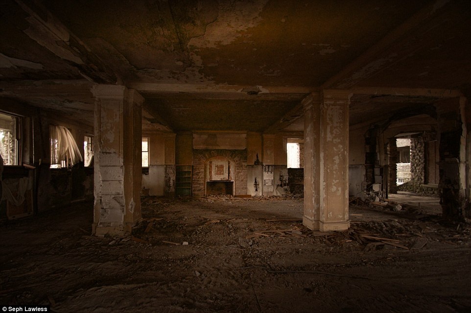 Ben trong thien duong trang mat bo hoang anh 12