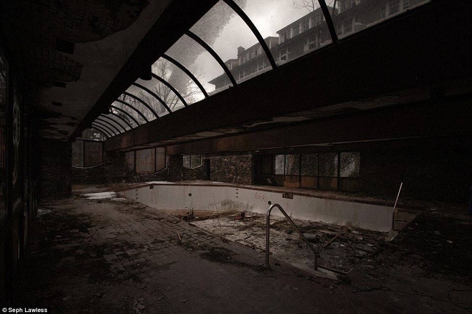 Ben trong thien duong trang mat bo hoang anh 14