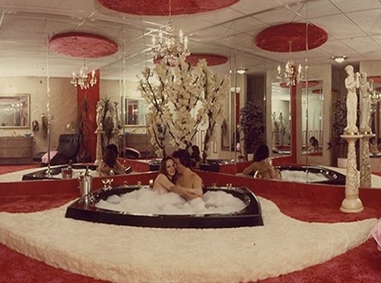 Su hoang tan cua nhung thien duong tinh yeu mot thoi hinh anh