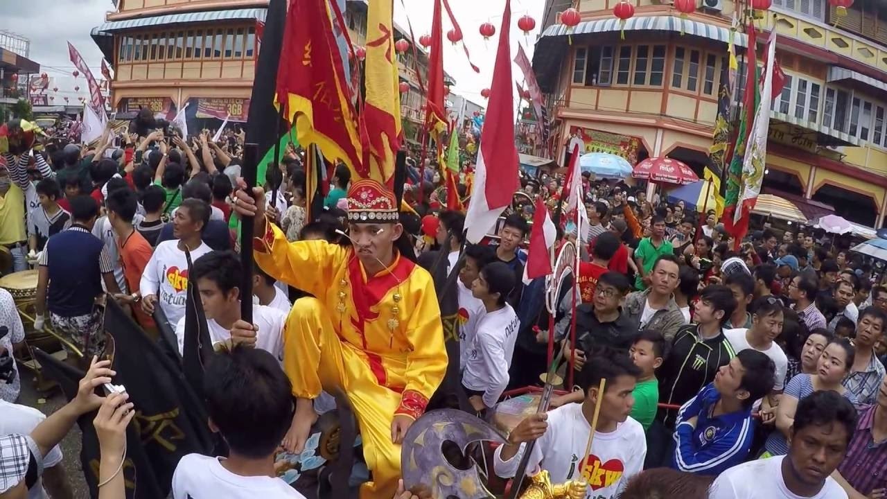 Le hoi Cap Go Meh o Borneo anh 7