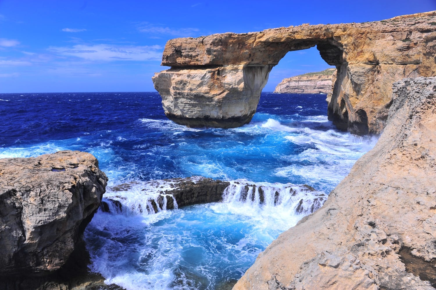 Cong vom da Azure Window anh 2