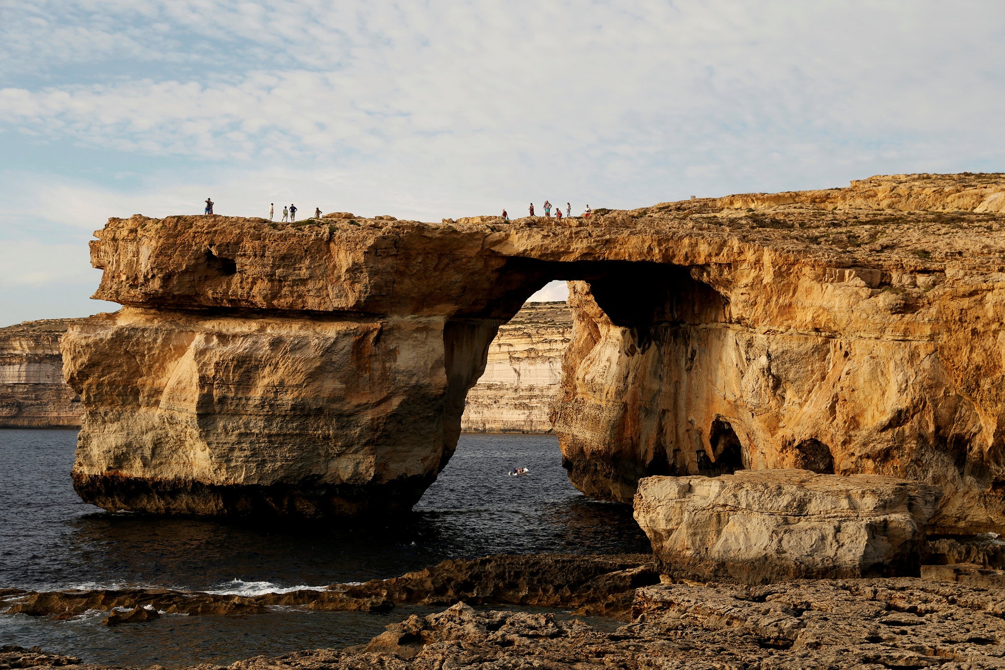 Cong vom da Azure Window anh 9