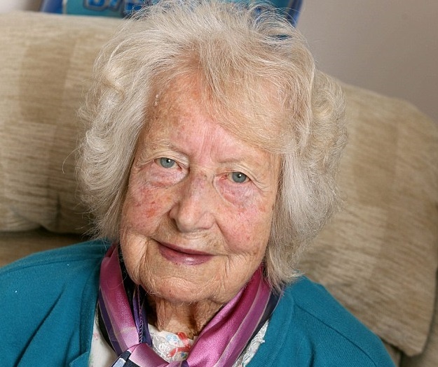 Bi quyet song lau cua nhung nguoi 100 tuoi hinh anh