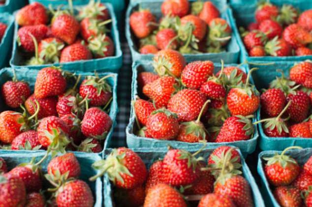 My cong bo 12 loai cu qua chua nhieu thuoc tru sau nhat hinh anh