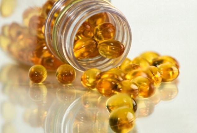 Nguoi khoe manh co nen bo sung dau ca? hinh anh