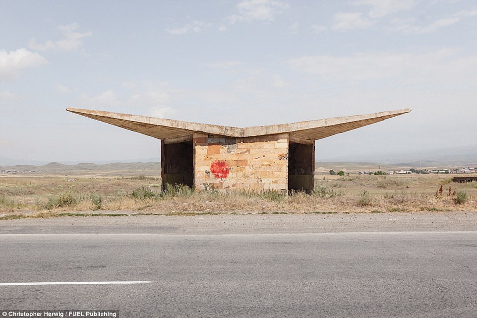 Nghe thuat dep mat o nhung diem cho xe buyt anh 6