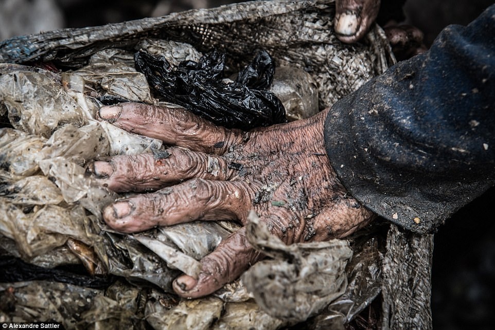 bai rac lon nhat Indonesia anh 3