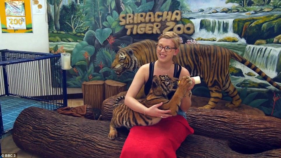 cuoc song cua ho trong so thu anh 2