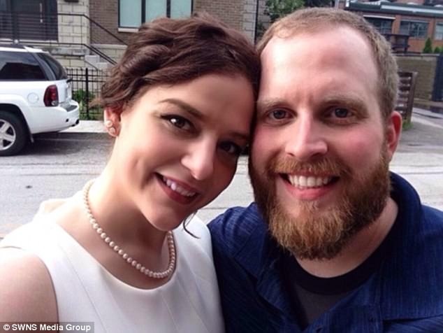 viêm cân mạc hoại tử ảnh 2 viem can mac hoai tu anh 2